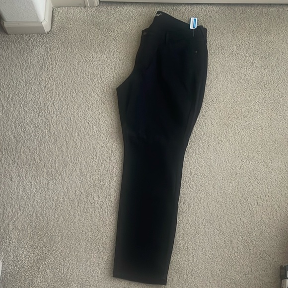 Old Navy Black Sweetheart Jeans - Size 20 - Never Worn - Picture 2 of 6